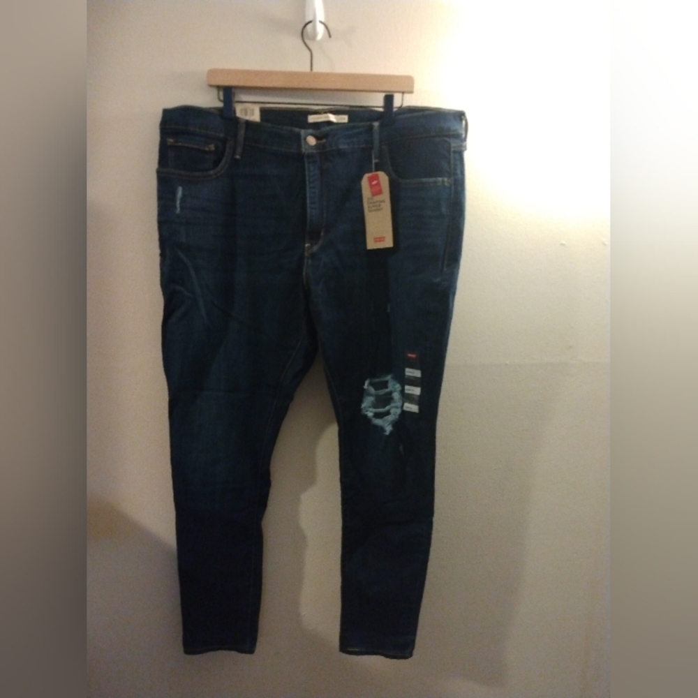 Levi plus size 310 shaping super skinny size 20 and size 22